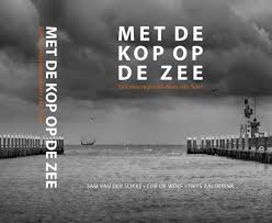 Omslag van het boek MET DE KOP OP ZEE